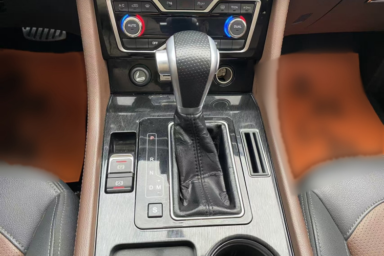 众泰T600 Coupe 2017款 1.5T 自动尊享型局部细节18