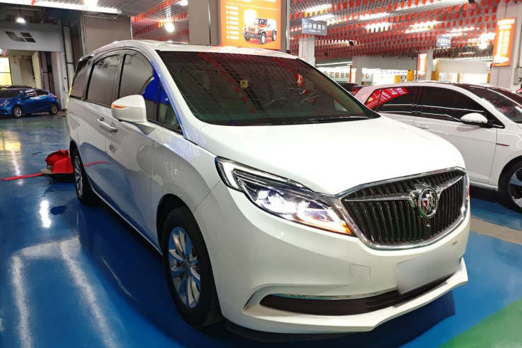 别克GL8 2017款 ES 28T 尊享型 国V车身外观3