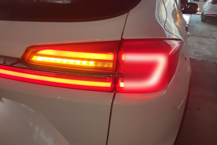 比亚迪 宋新能源 2019款 宋EV500 智联领动型车身外观6006