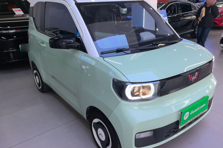 五菱汽车 宏光MINIEV 2022款 马卡龙臻享款 磷酸铁锂车身外观3