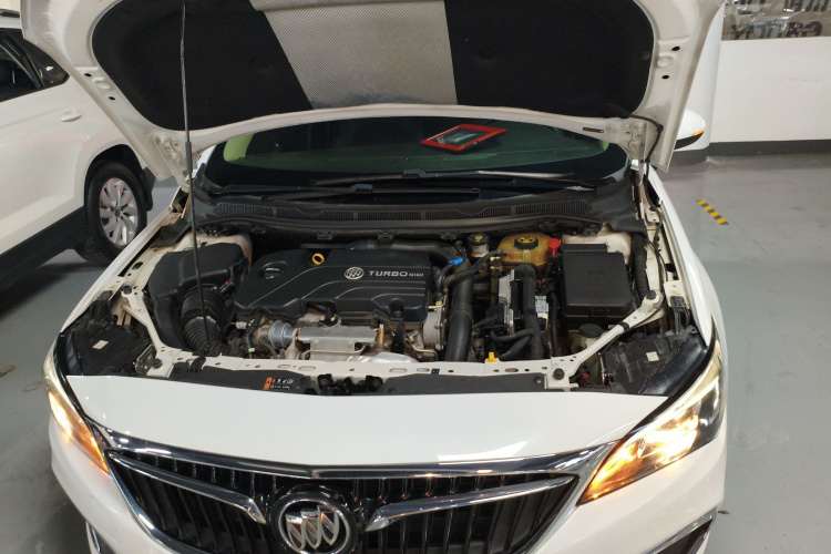 别克 威朗 2018款 三厢 20T 双离合领先型局部细节24