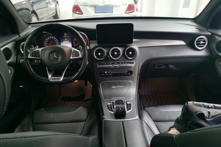 奔驰GLC AMG 2018款 AMG GLC 63 4MATIC+中控内饰12