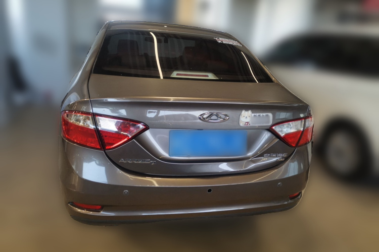 奇瑞 艾瑞泽7 2013款 1.6L CVT致享版车身外观6