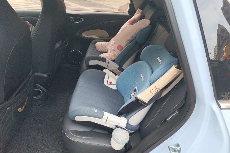 五菱汽车 五菱缤果 2023款 410km 灵犀尊享款中控内饰7004