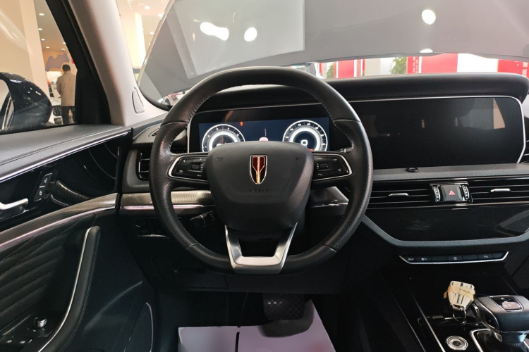 红旗HS5 2022款 2.0T 智联旗悦版中控内饰13