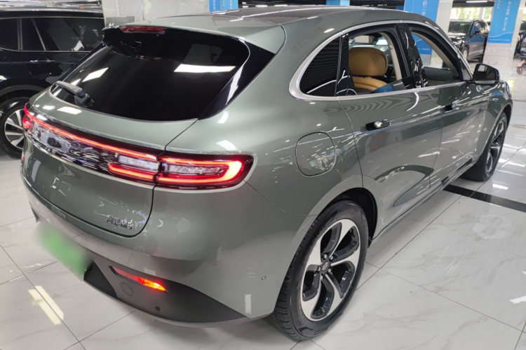 鸿蒙智行 问界M5 2022款 增程后驱标准版车身外观6005