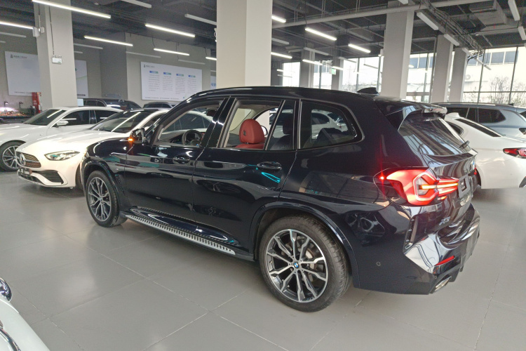 宝马X3 2022款 改款 xDrive30i 领先型 M曜夜套装车身外观6003
