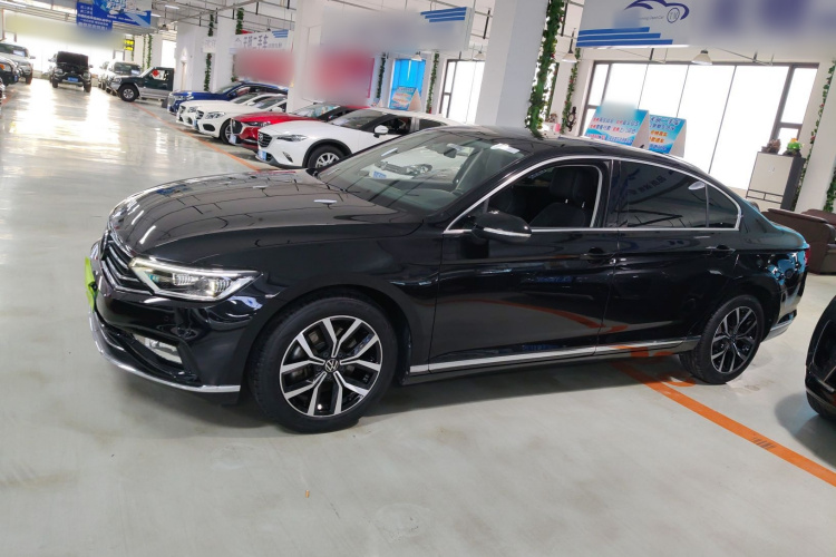 大众 迈腾 2020款 330TSI DSG 领先型车身外观4