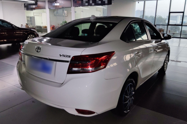 丰田 威驰 2017款 1.5L CVT创行版车身外观6005