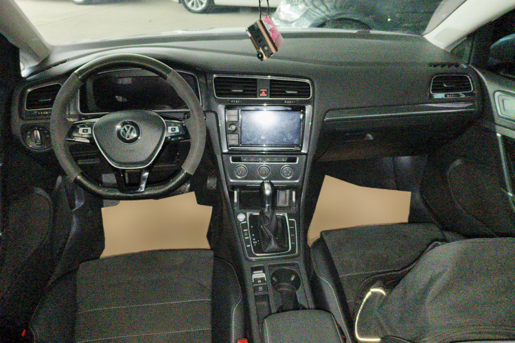 大众 高尔夫 2019款 280TSI DSG豪华型 国VI中控内饰12