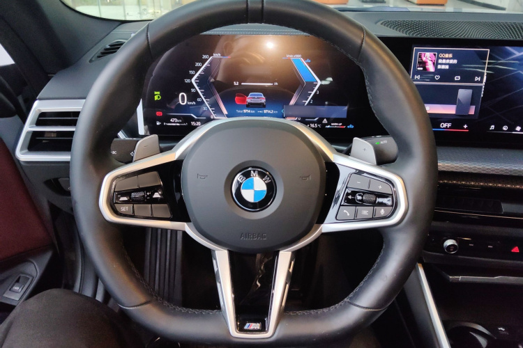 宝马4系 2024款 430i M运动曜夜套装中控内饰13