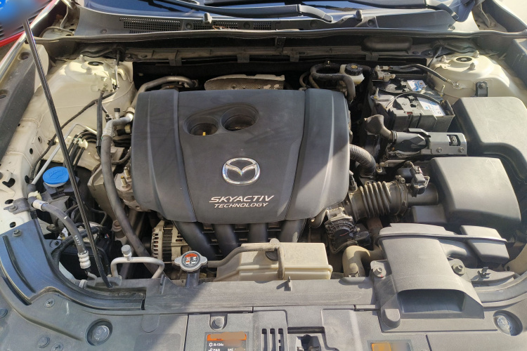 马自达CX-4 2016款 2.0L 自动两驱蓝天品位版机舱底盘24