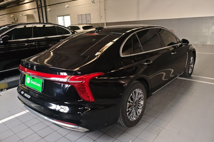 红旗H5 2024款 1.5T DCT智联旗悦版车身外观7