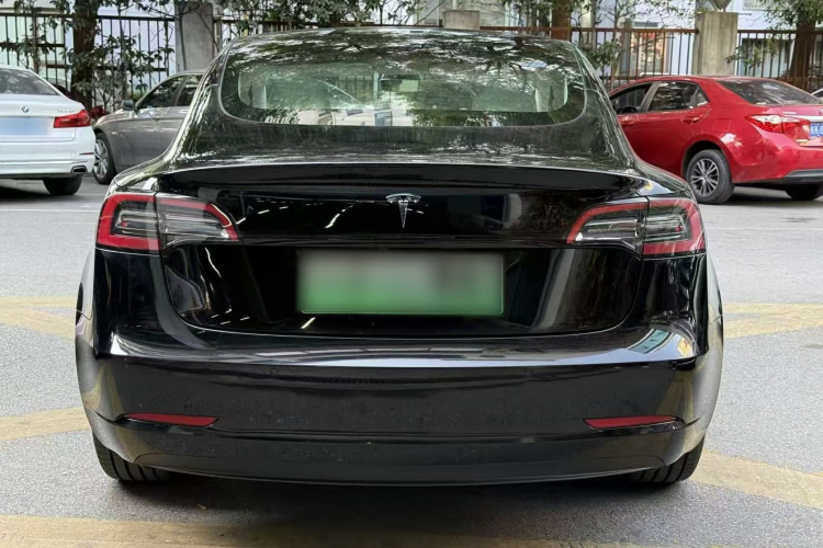 特斯拉 Model 3 2022款 后轮驱动版车身外观6007