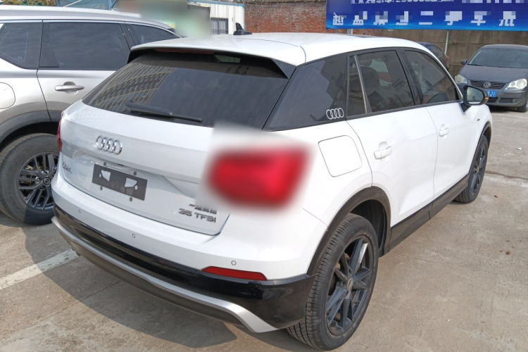 奥迪Q2L 2020款 35 TFSI 进取动感型车身外观7