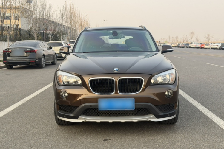宝马X1 2015款 sDrive18i 时尚晋级版车身外观6005