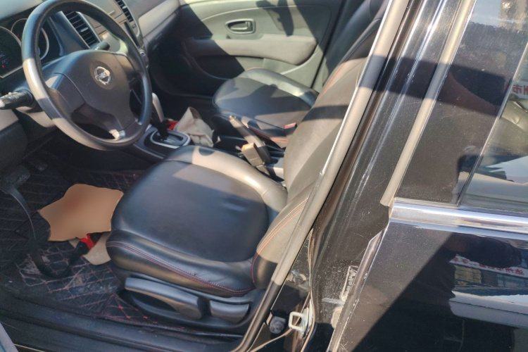 日产 轩逸 2012款 经典 1.6XE 自动舒适版局部细节19