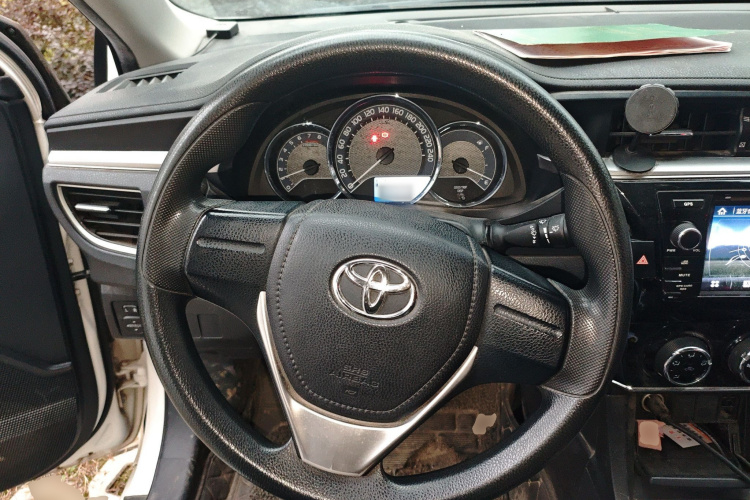 丰田 卡罗拉 2014款 1.6L 手动GL中控内饰13