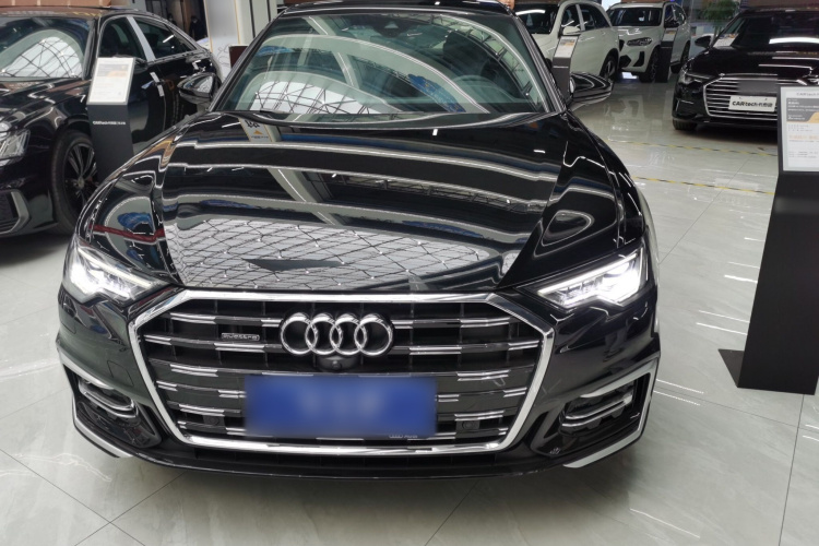 奥迪A6L 2024款 45 TFSI quattro 臻选动感型车身外观2