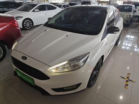 福特 福克斯 2018款 三厢经典 EcoBoost 180 自动精英型