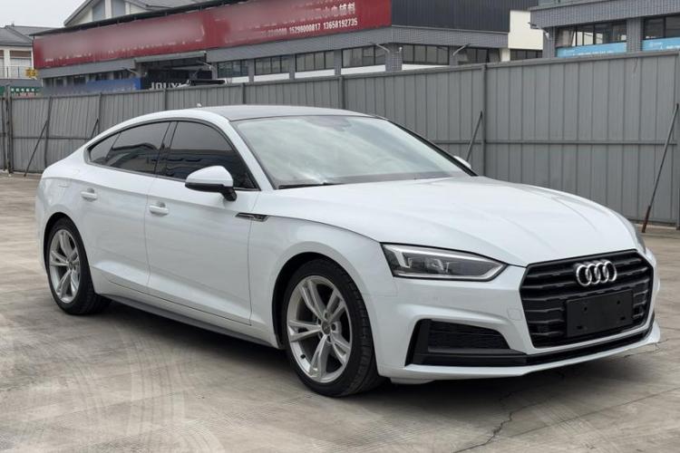 奥迪A5 2019款 Sportback 40 TFSI 时尚型车身外观6002