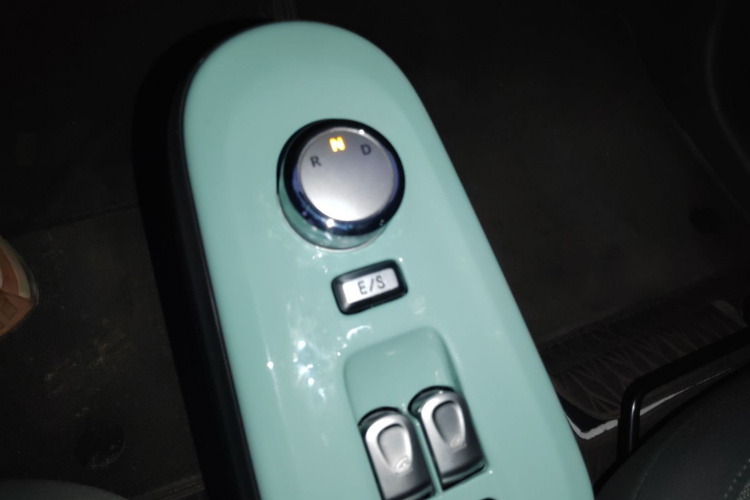 长安启源 长安Lumin 2023款 205km 香沁款局部细节18