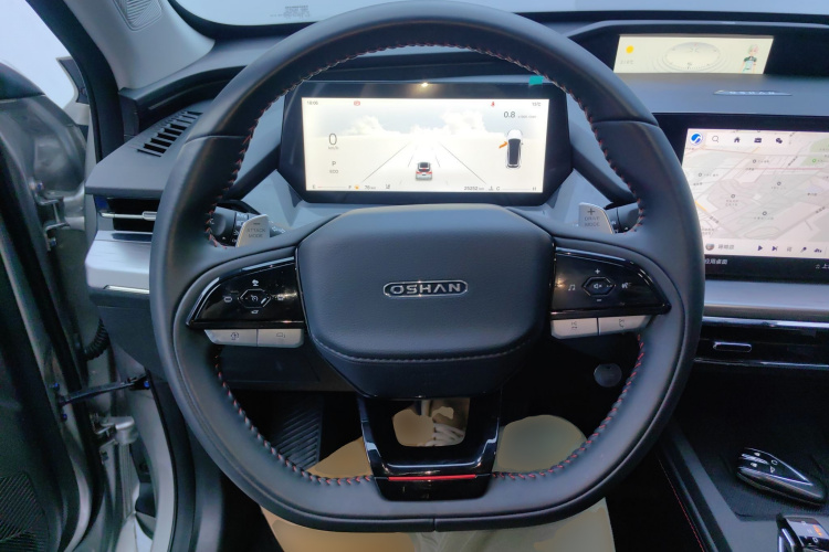 长安欧尚Z6 2022款 蓝鲸 1.5T DCT智领型城市版中控内饰13