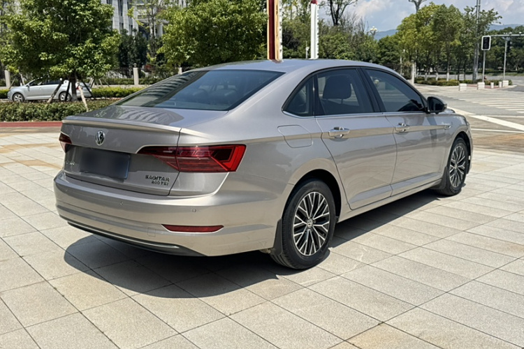 大众 速腾 2019款 280TSI DSG舒适型 国VI车身外观6005