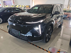 吉利银河 银河L7 2024款 1.5T 115km PLUS  龙腾版