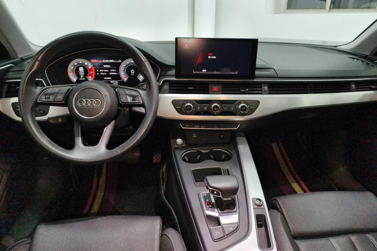 奥迪A4L 2020款 40 TFSI 时尚动感型中控内饰12
