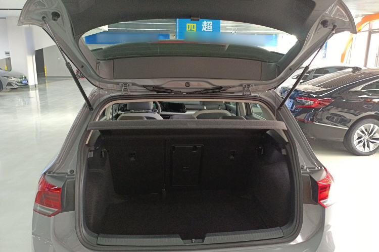 大众 高尔夫 2021款 280TSI DSG Pro机舱底盘23