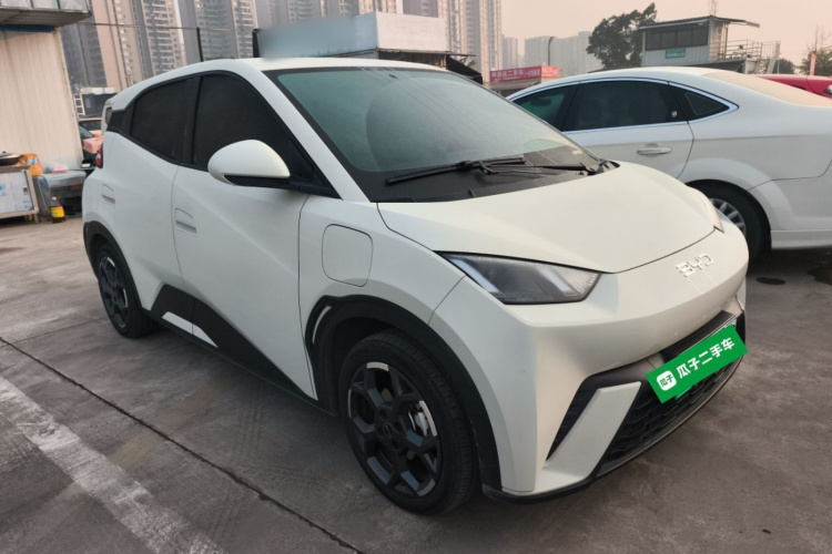 比亚迪 海鸥 2025款 305km 自由版车身外观3