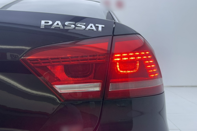 大众 帕萨特 2013款 1.8TSI DSG政府采购版车身外观6006