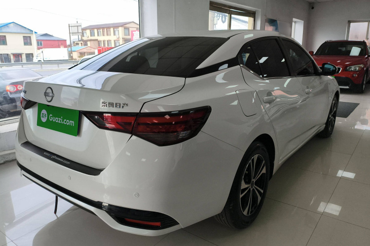 日产 轩逸 2023款 1.6L CVT悦享版车身外观7