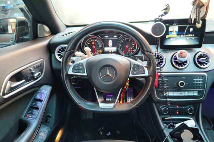 奔驰CLA 2018款 CLA 220 4MATIC局部细节13