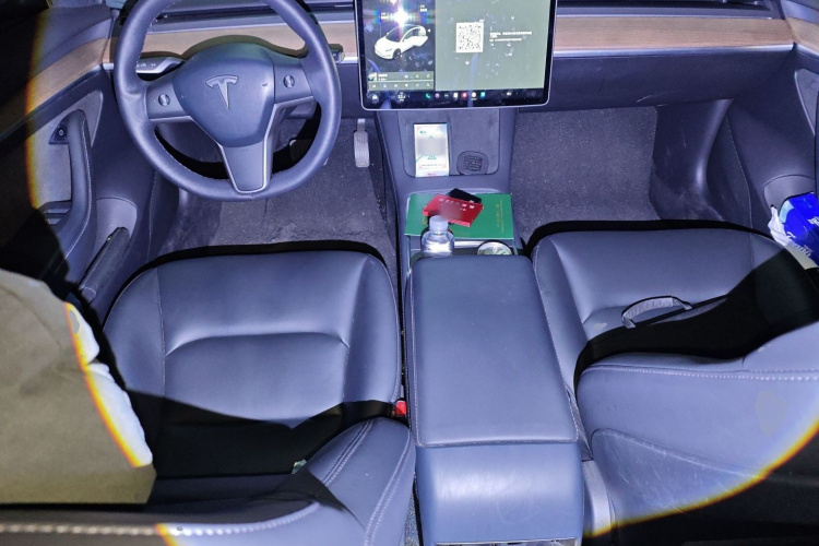 特斯拉 Model 3 2021款 标准续航后驱升级版中控内饰7002