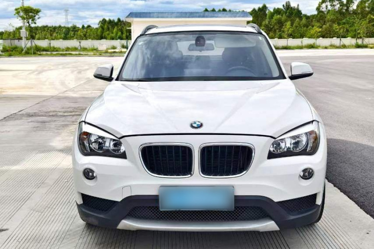 宝马X1 2013款 sDrive18i 时尚型车身外观6001