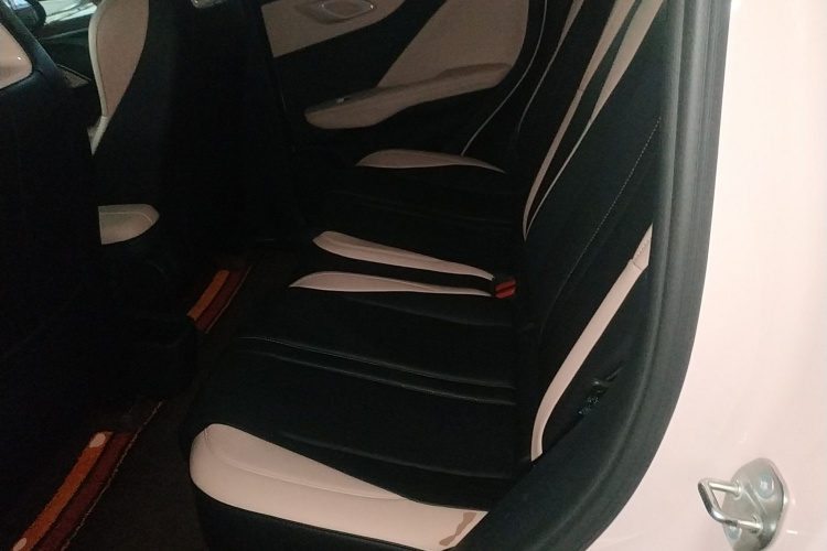 比亚迪 海鸥 2024款 荣耀版 305km 自由版中控内饰21