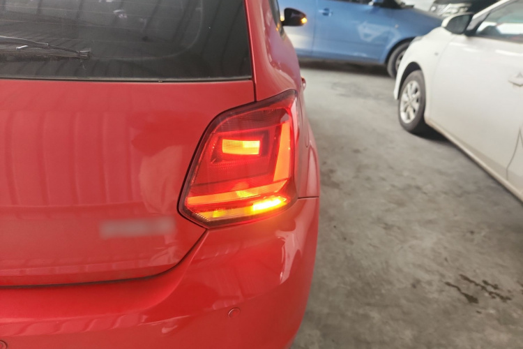 大众 Polo 2016款 1.4L 自动风尚型车身外观9