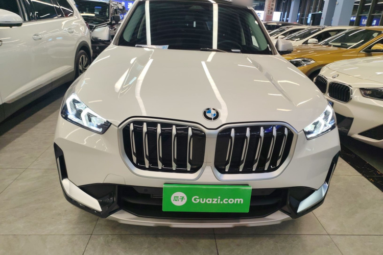 宝马X1 2024款 sDrive25Li X设计套装车身外观2