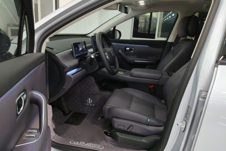 零跑汽车 零跑C16 2024款 增程 200尊享版中控内饰20