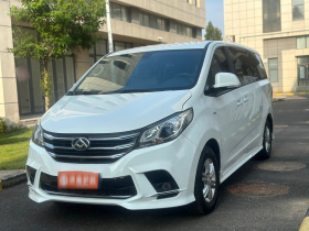 上汽大通MAXUS 大通G10 2022款 2.0T 自动智享版 汽油 7座