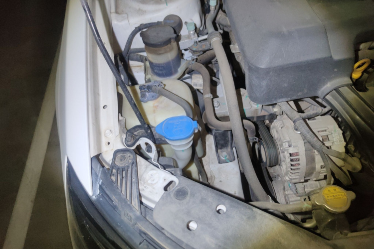 吉利汽车 帝豪 2017款 三厢百万款 1.5L CVT向上版局部细节9006