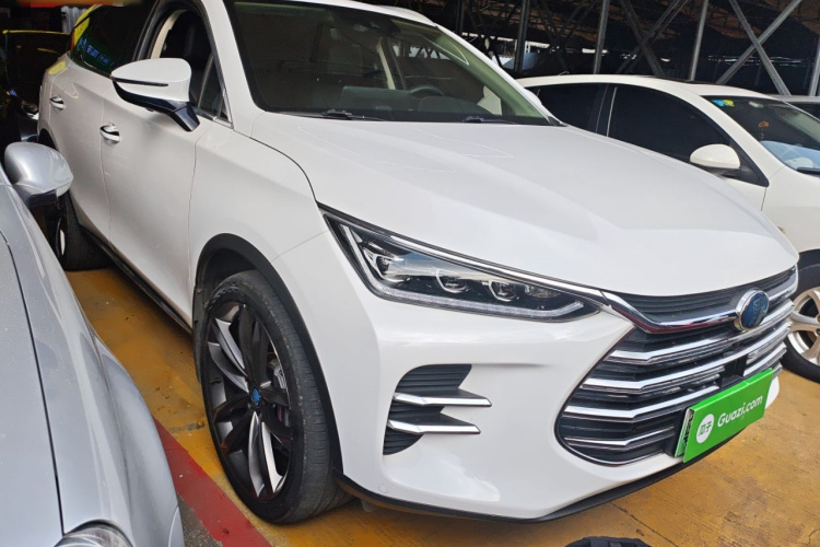 比亚迪 唐新能源 2018款 DM 2.0T 全时四驱智联创领型 7座 国V车身外观6002