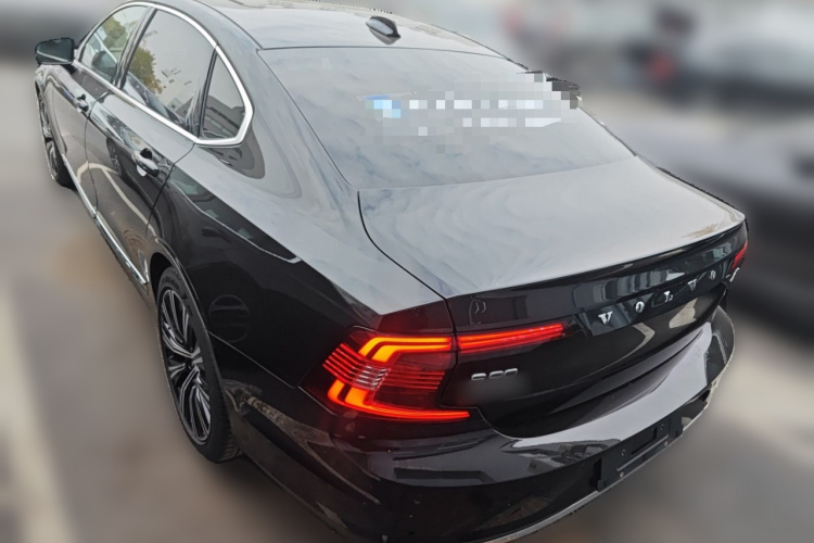 沃尔沃S90 2025款 B5 智远豪华版车身外观5