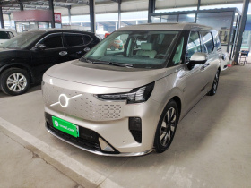 沃尔沃EM90 2025款 Ultra 六座