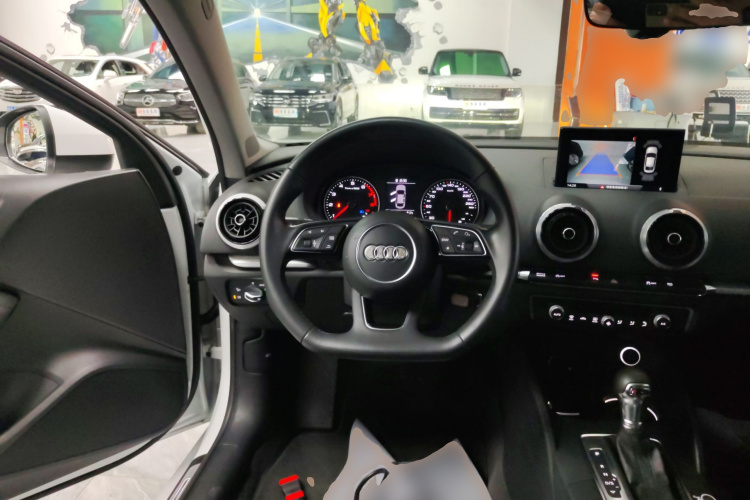 奥迪A3 2019款 Limousine 35 TFSI 运动型 国V中控内饰13