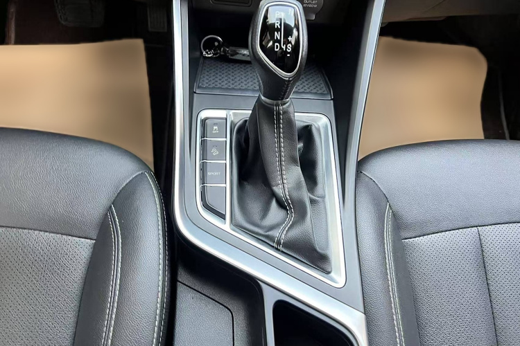 吉利汽车 远景X3 2020款 1.5L CVT尊贵型局部细节18