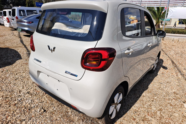 五菱汽车 宏光MINIEV 2025款 四门版 进阶款车身外观6005