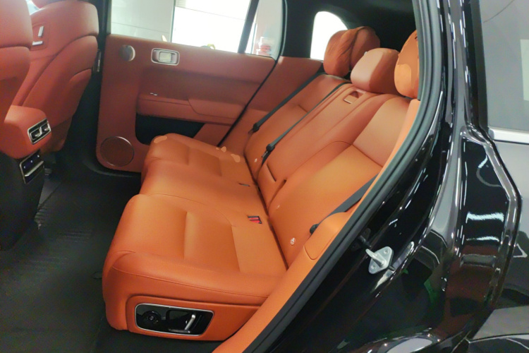 理想汽车 理想L7 2023款 Air中控内饰21